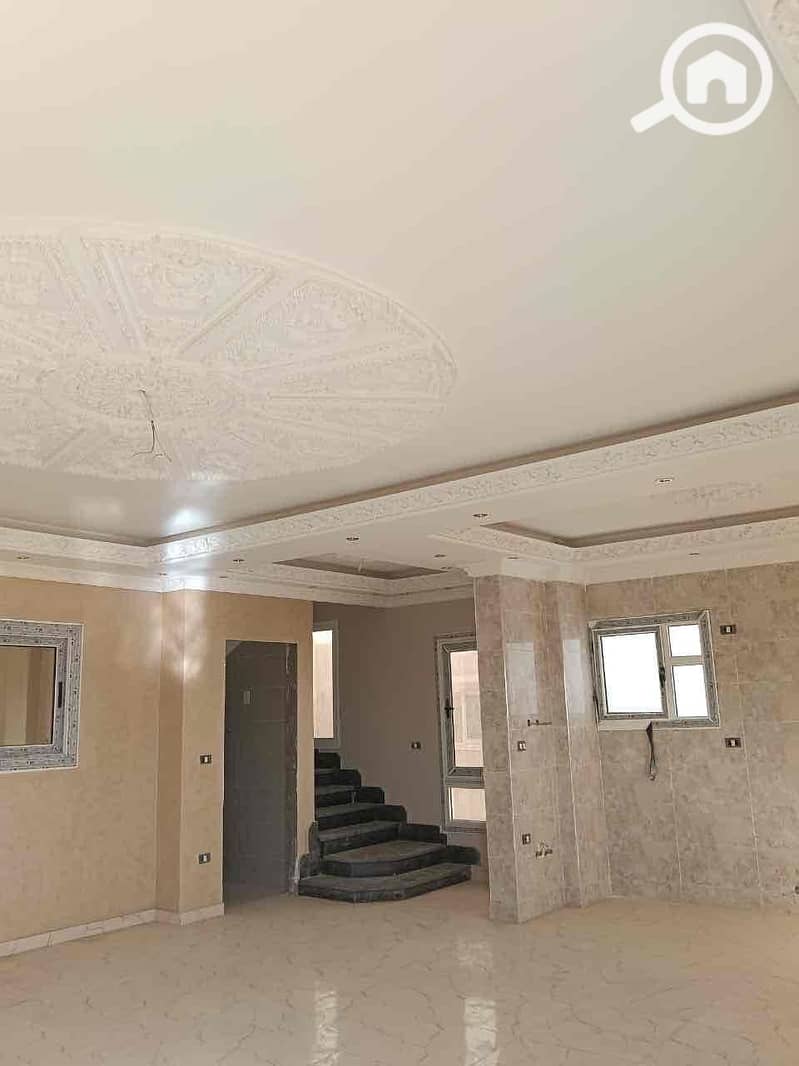 10 a9565af2-17ab-4cfd-ae90-43e2cc064fbe. jpg