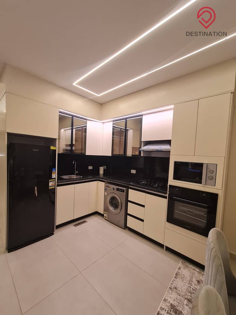 12 2a8ad4c8-cade-4ec1-bb87-6dd0d377d8af. jpeg