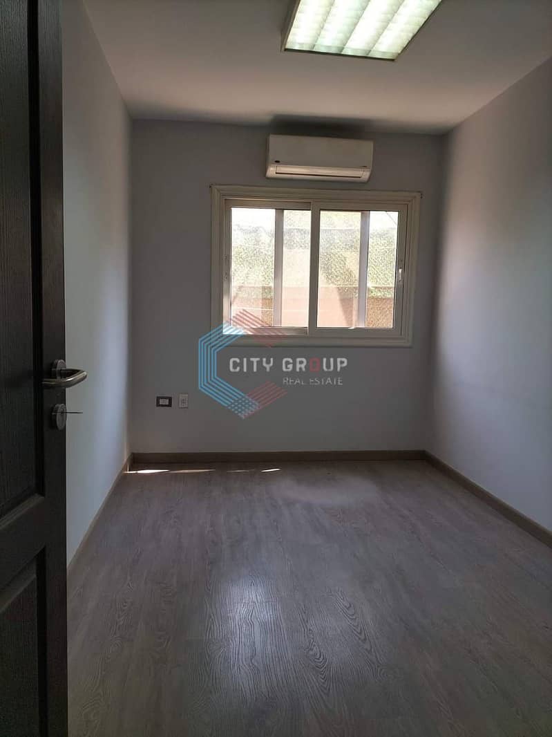 4 16a20d5e-5814-4850-b4f3-42e7e79a1c29. jpg