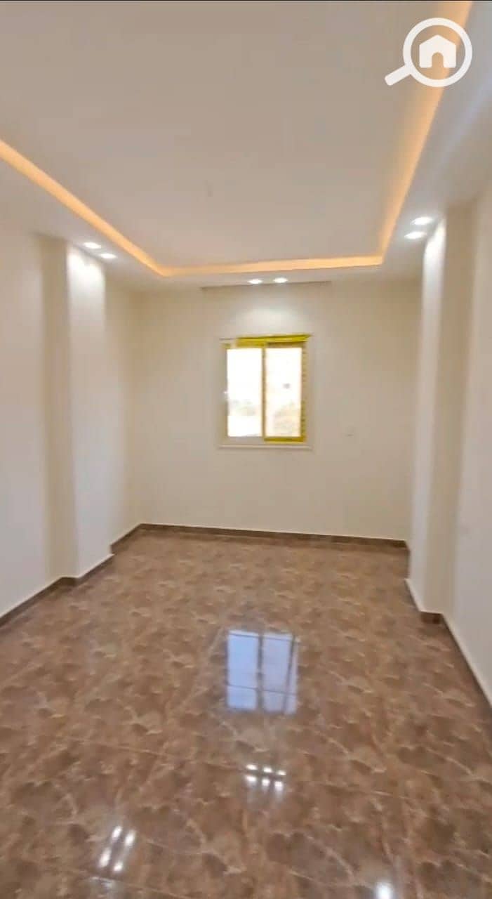 5 WhatsApp Image 2025-12-23 at 1.38. 54 PM(1). jpeg