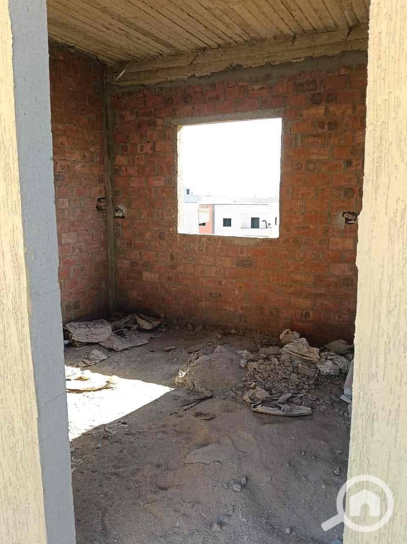 5 c15df8ca-8ad5-452f-87fd-1b03e17690d7. jpg