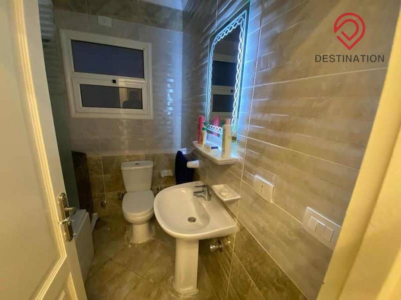 7 d2ce3a4d-37fb-4c45-9a89-6197533dc8b1. jpeg