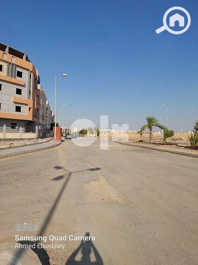 4 37256386-800x600. jpg