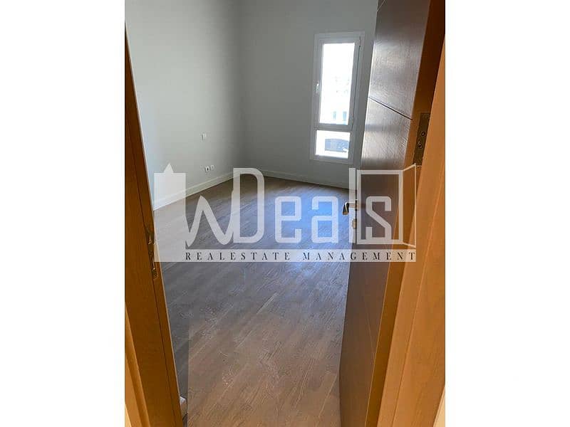 8 WhatsApp Image 2025-12-22 at 14.03. 26. jpg