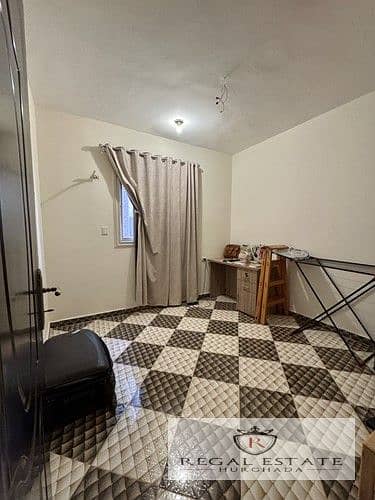 5 IMG_2730_1e7f8_lg (1). jpg