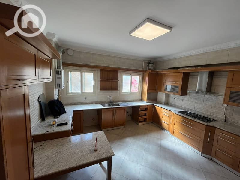 2 7854db14-cccc-4db2-895b-2c229c0fbd6e. jpg