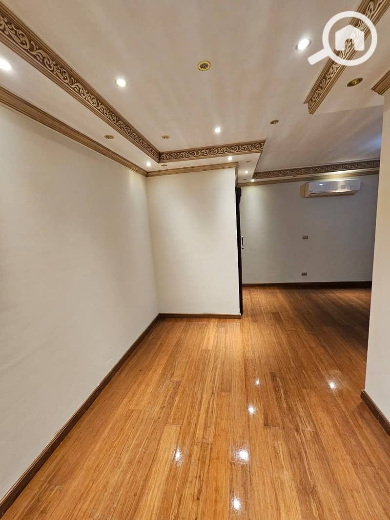 4 9b805b3b-3f4e-446c-acf5-1603ad85a06d. jpg