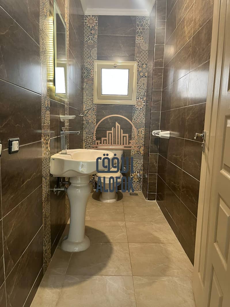 4 WhatsApp Image 2025-12-23 at 3.22. 12 PM (2). jpeg