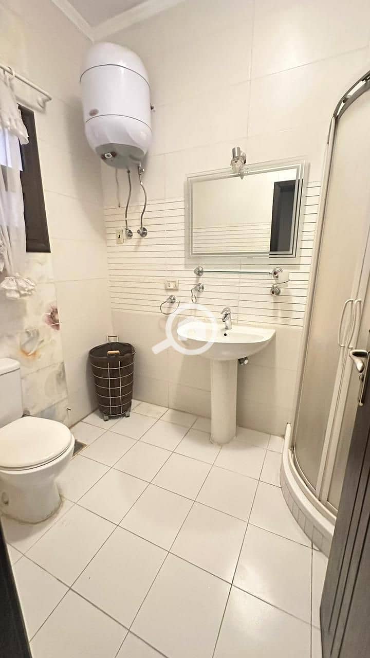 3 452d6176-6ad6-48a2-a462-40c298b7d469. jpg