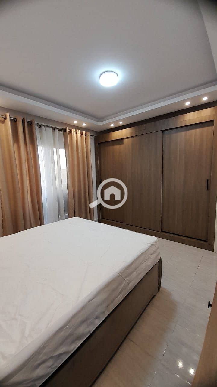 4 987654567890. jpeg