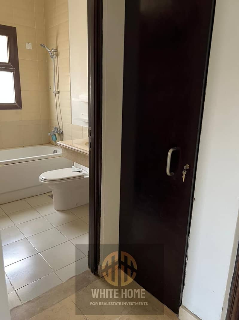 11 46b3d5cf-451e-47b2-957b-c89ee306ad97. jpeg