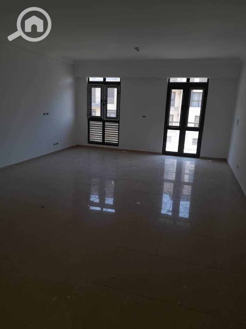 15 WhatsApp Image 2025-10-16 at 11.54. 59_5ce0a73a. jpg