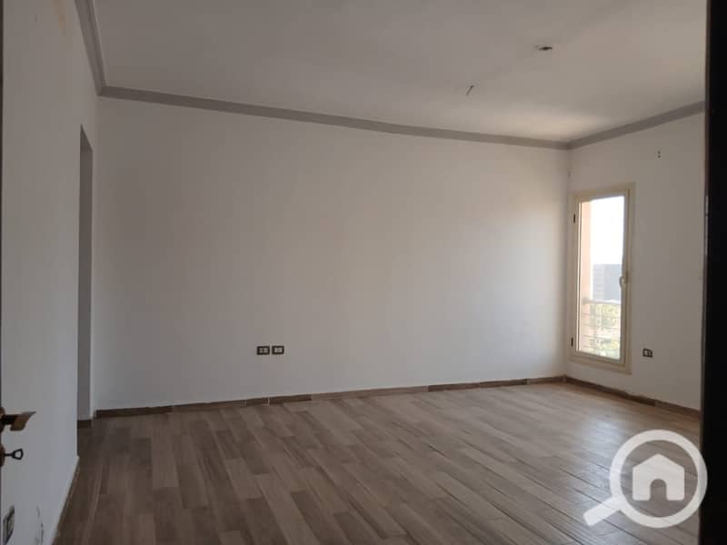 5 a7ee9d9a-a831-4f9a-8dbb-5ffc25b83215. jpg