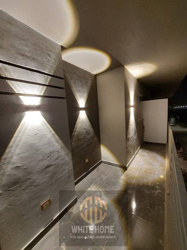 6 5e08d669-7d43-41e5-92ef-6f6cb192d6ed. jpeg