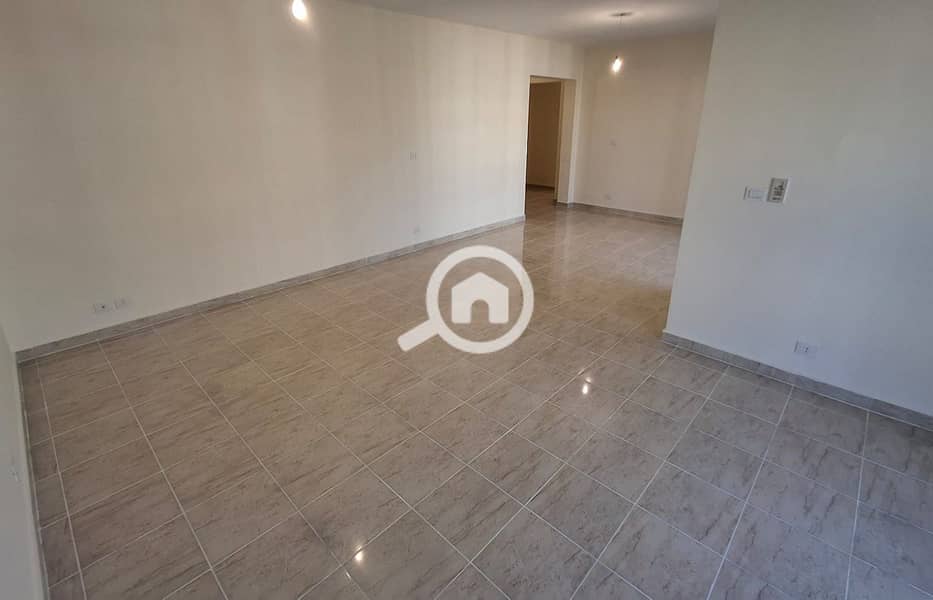 5 15e00896-8d9b-467a-bb5d-7aee3d6c7d44. jpg