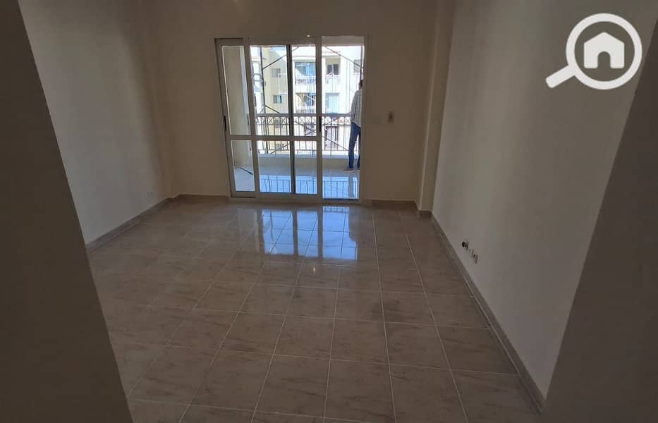 8 a1d4840d-a1e4-49c2-9cc7-1f52090cbc65. jpg