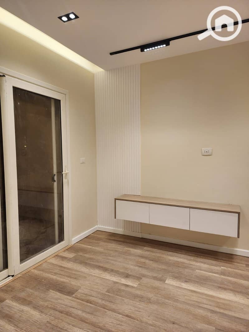 8 375f64ba-5b58-4e50-9a02-07d96db25b76. jpeg