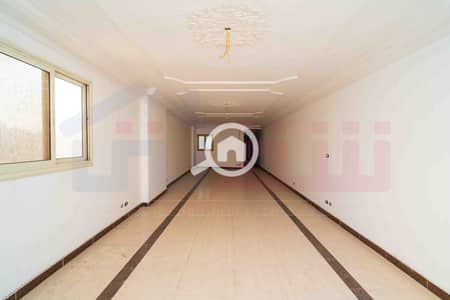 4 Bedroom Flat for Sale in Glim, Alexandria - DSC04026. jpg