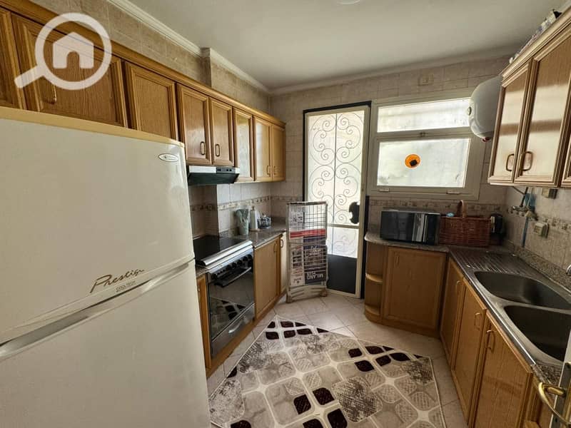 10 d44dddb8-9a2f-4ed1-96cc-fbeaf7ddcd0f. jpeg