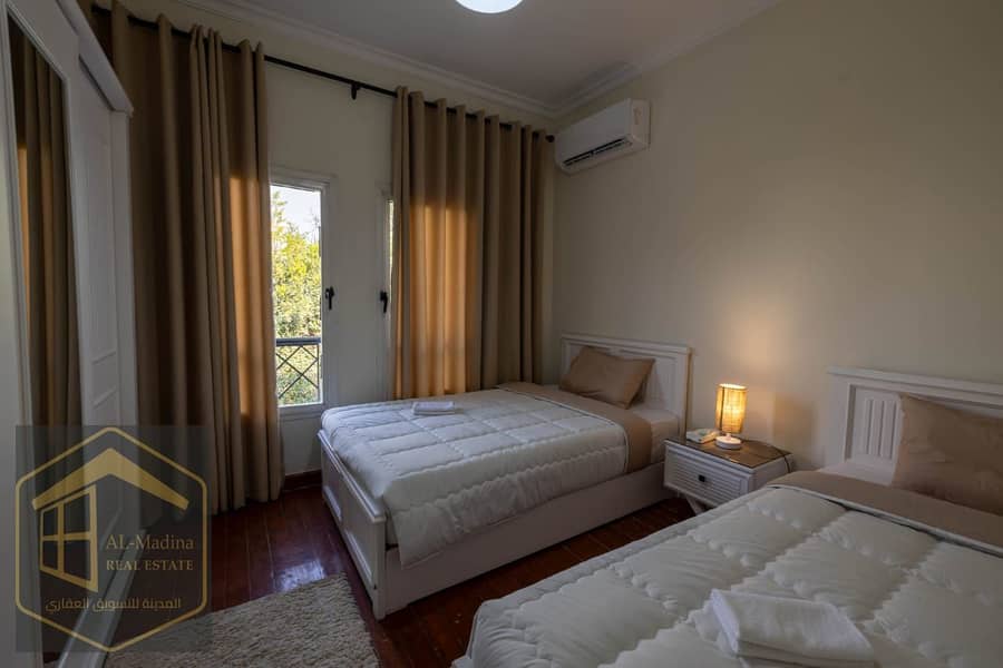 5 9c39a76d-c974-4397-9ff5-2c42499adcb7. jpeg