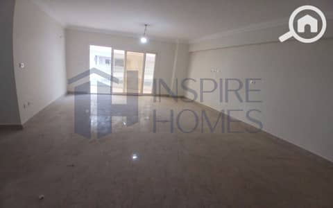 فلیٹ 3 غرف نوم للايجار في سموحة، الإسكندرية - 1. jpg