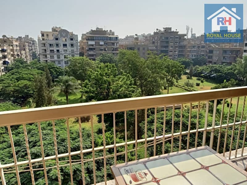 8 f6dbd3a8-3a25-40a8-b3a9-0eebc35252c0. jpg