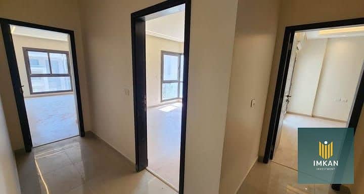 3 b1e1d54e-9cdc-4e2d-991d-cb4fee7cbc48. jpg