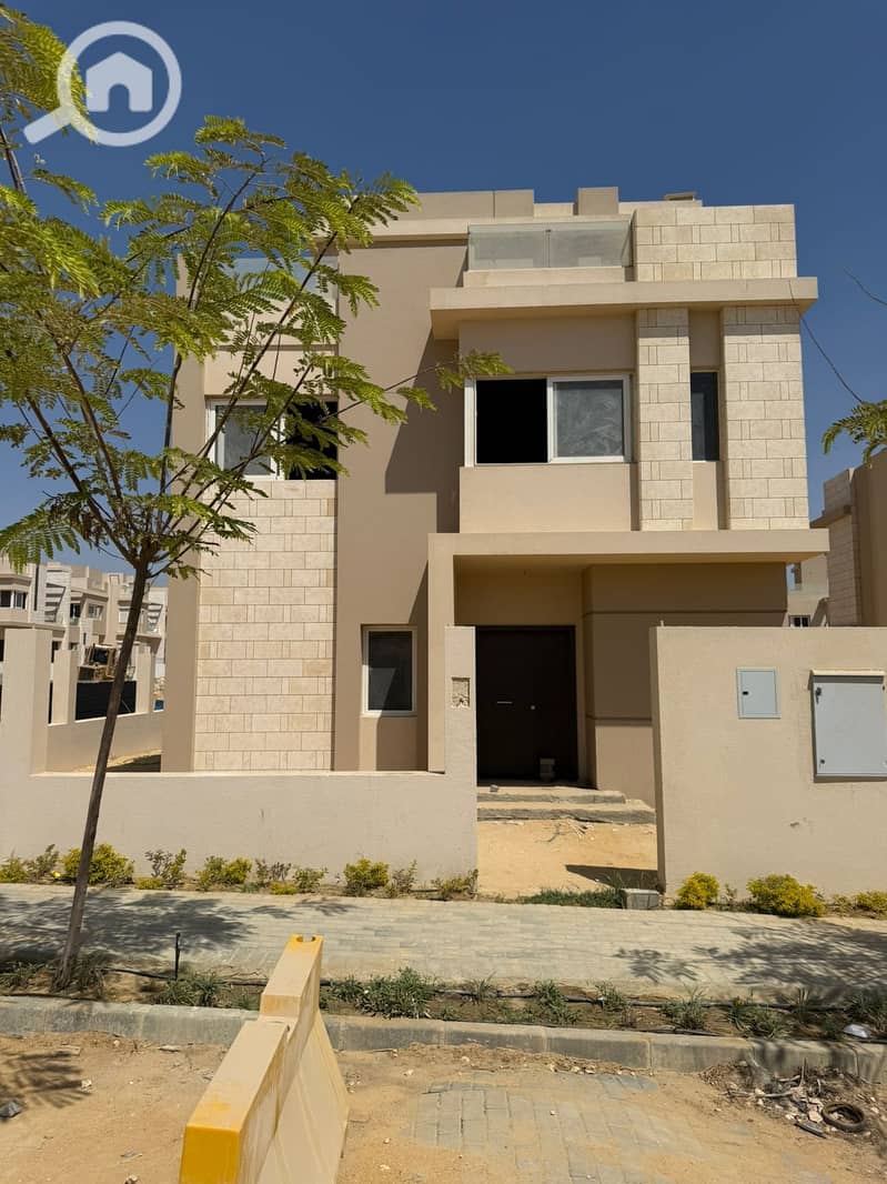 8 581967399_847294807885716_4611544385167399507_n. jpg