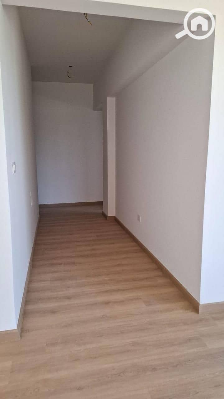 3 4ec92652-9677-4e46-979b-47af2cc4509c. jpg