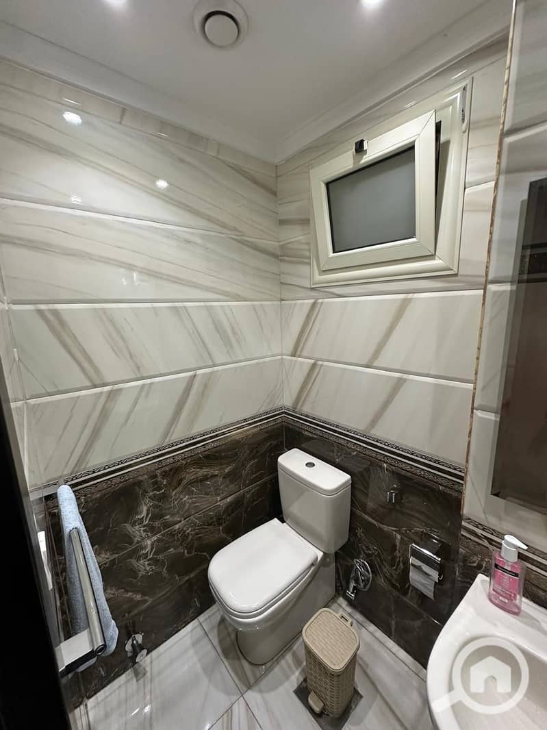 9 678bdefa-9cf3-4c40-8ade-4568263ecdfc. jpeg