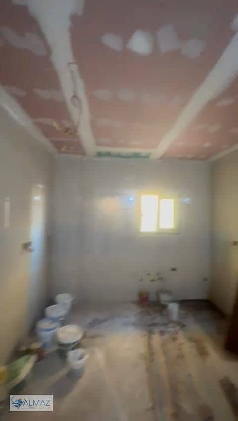 39 WhatsApp Image 2025-12-23 at 4.28. 50 PM (4). jpeg