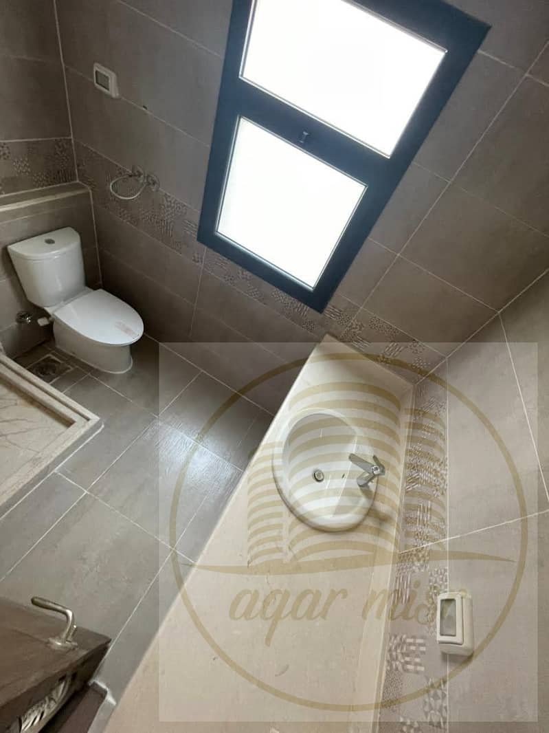 9 WhatsApp Image 2025-12-23 at 1.59. 33 PM (1). jpeg