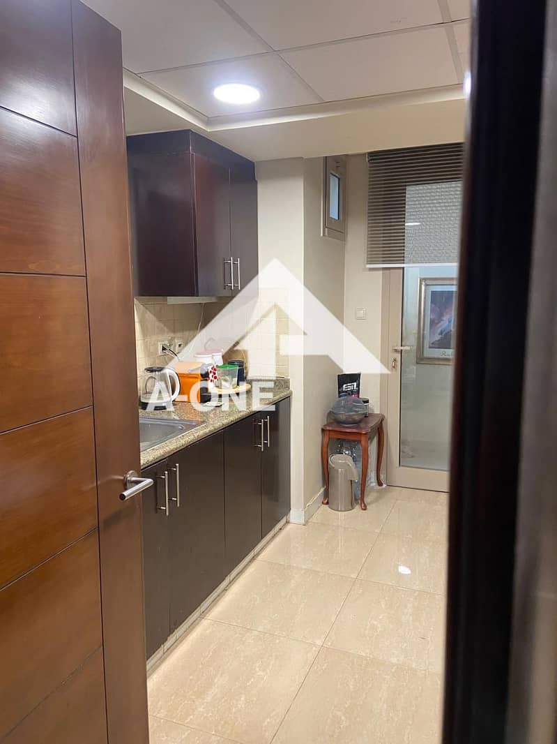 8 ff015600-8755-495c-9346-4d68d8d8ec8f. jpg