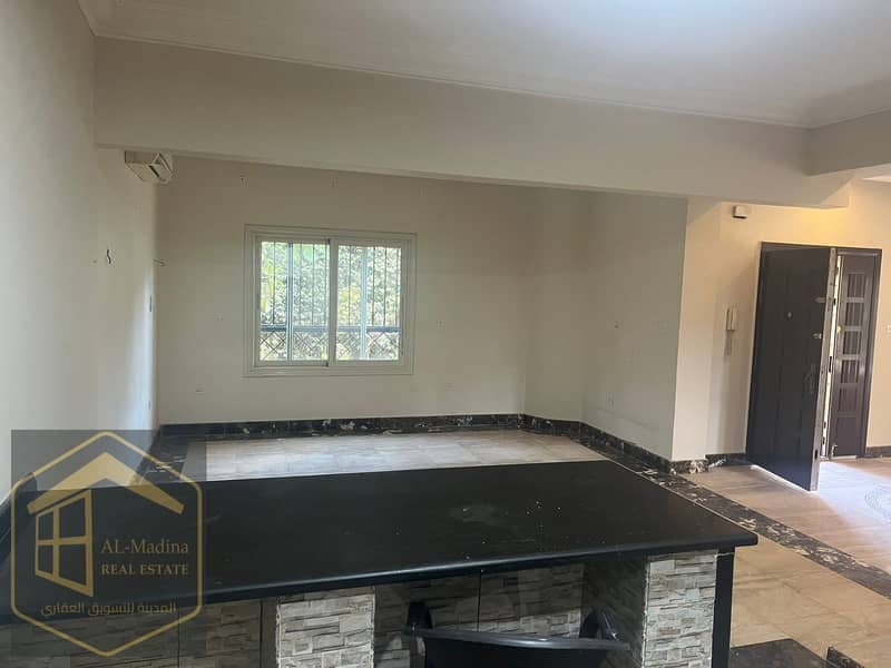 4 93a23078-3a63-4651-8053-dd898193a835. jpeg