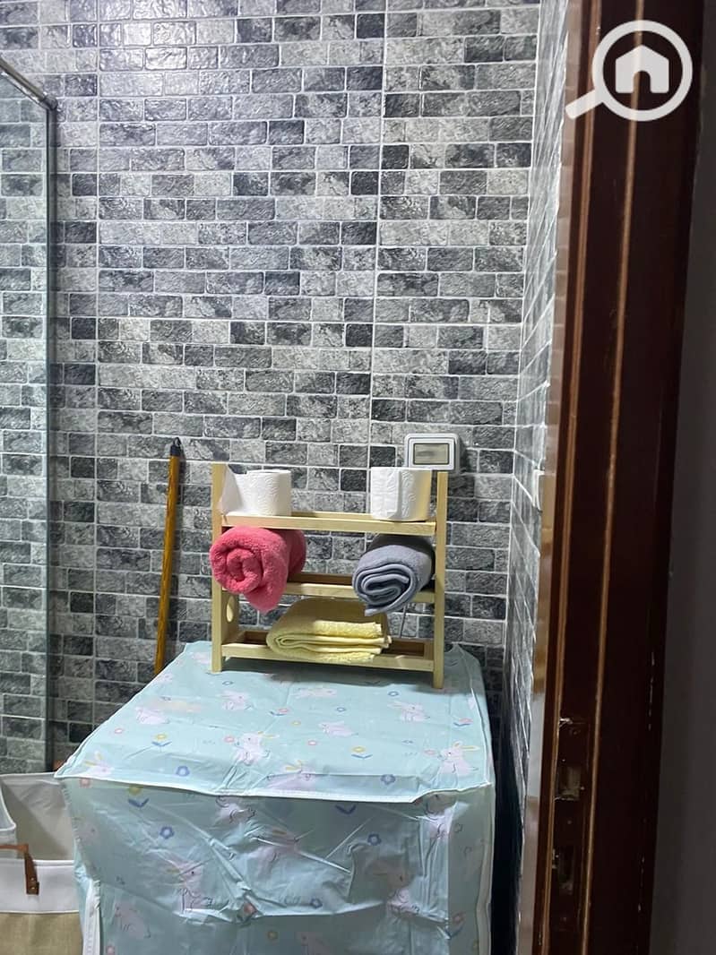 10 605dc301-0cbf-449e-958b-91a95e6444df. jpeg