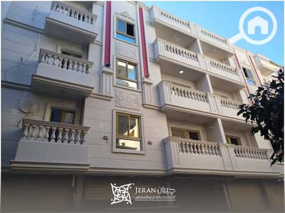 فلیٹ 3 غرف نوم للبيع في جليم، الإسكندرية - 00. jpg