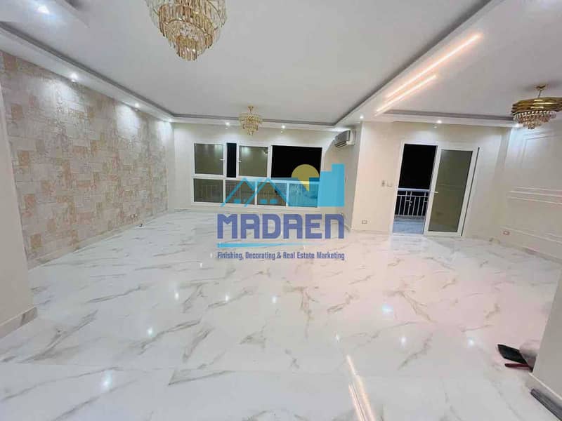 4 83b25762-4a0e-45c1-9ce5-cbd454347287. jpg