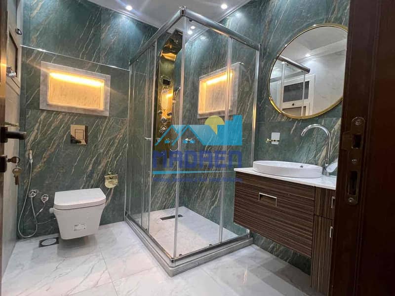 10 6a3f290e-76ff-414f-9798-d254b1e50a02. jpg