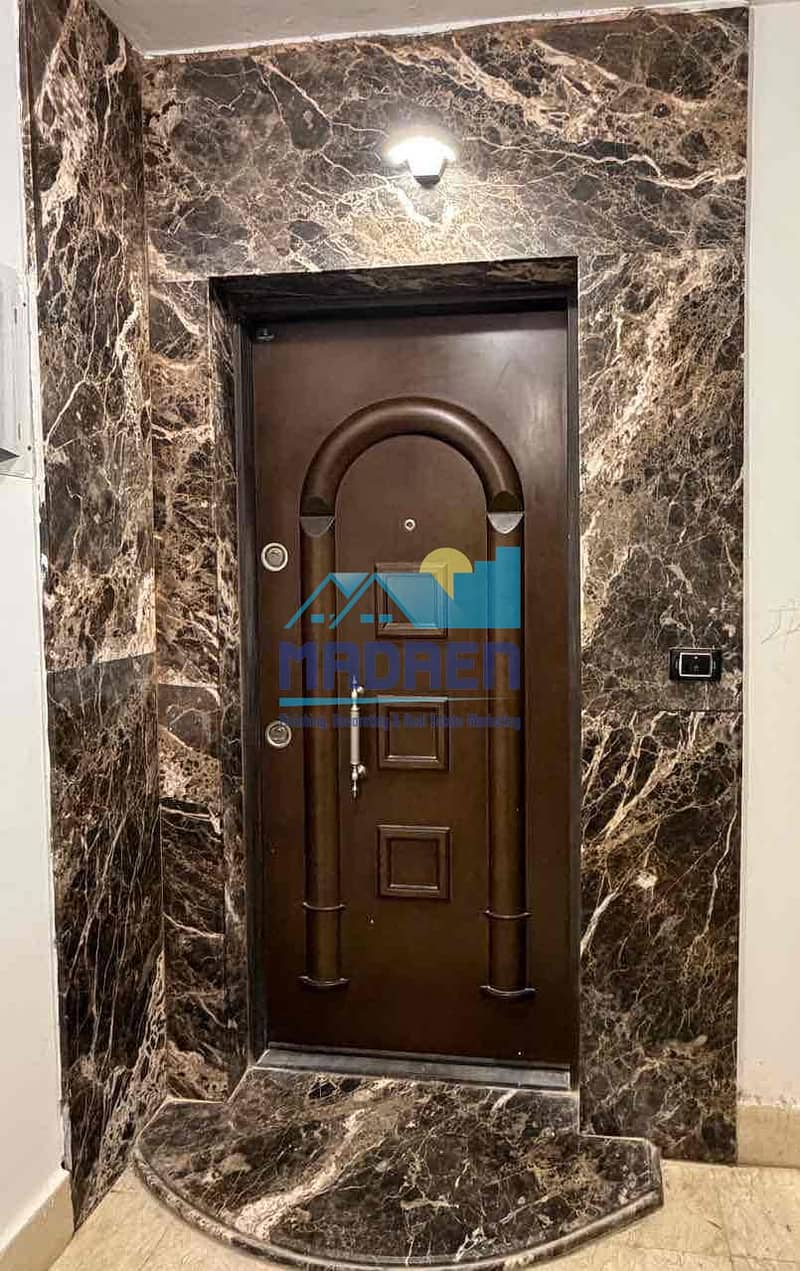 11 90581f84-a489-4cf8-bd23-ab1233e13f0b. jpg