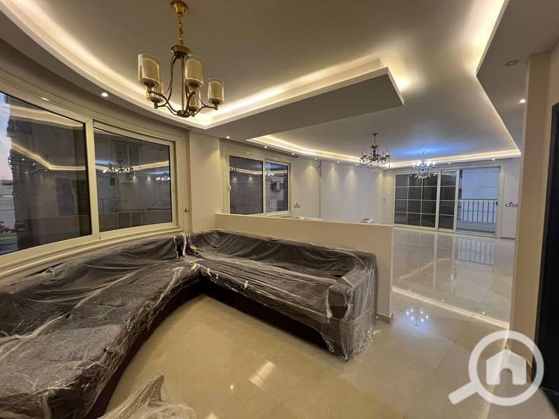 4 0799f194-8350-4105-a48b-54428100c016. jpg