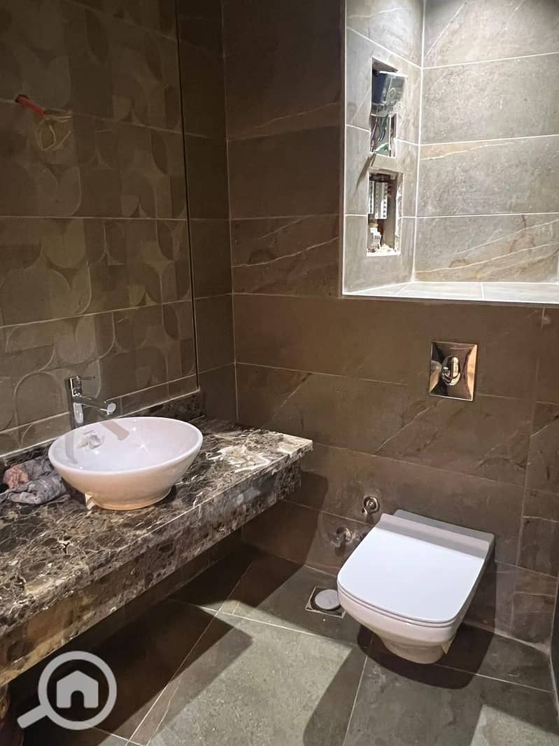 8 97b09167-edf4-4a40-bd82-e0347dff503d. jpg