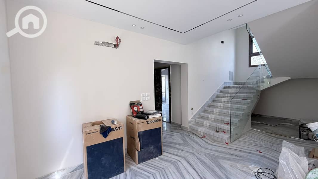 9 a96397ee-2187-443a-995e-579f79b9e511. jpg