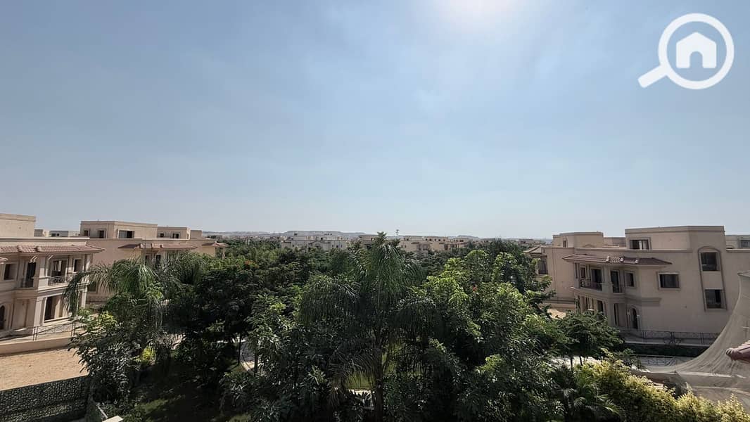 13 dca95a3c-c851-48ad-bc5f-ab56a6055e32. jpg