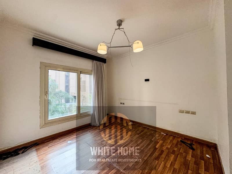 3 755e1f5e-982c-4165-8241-af80607e6994. jpeg