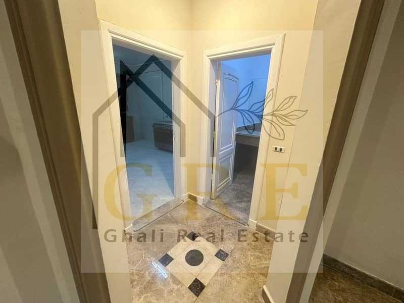 3 85a121f0-2f31-45c6-b138-c787535f504f. jpg