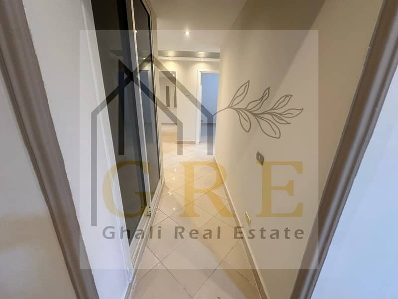 5 6e9289ae-e429-4684-af66-42f7bd81a65f. jpg