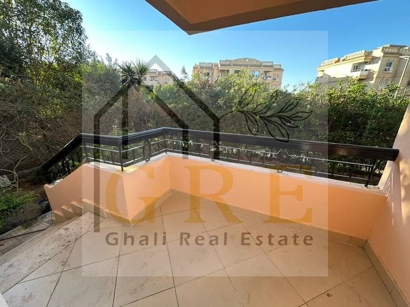 12 2b364d8a-7184-4a4a-808d-26a8b74fffeb. jpg