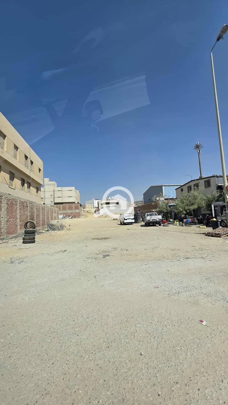 3 a5062843-6d69-4d76-a860-ff8d1bda549b. jpeg