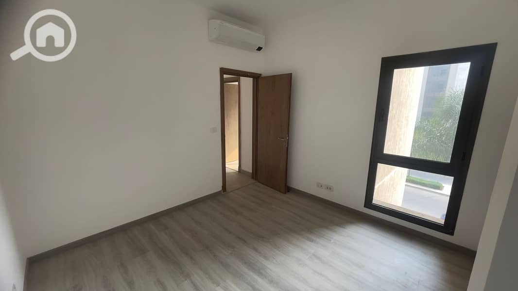 5 700bd721-4758-4fd8-b4a6-e9c9f891787b. jpeg