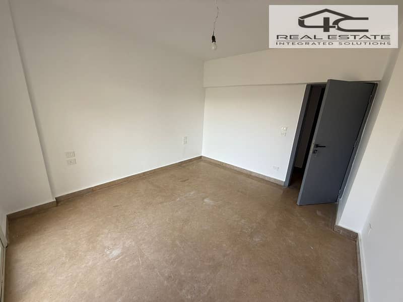 8 WhatsApp Image 2025-12-21 at 1.27. 16 PM. jpeg